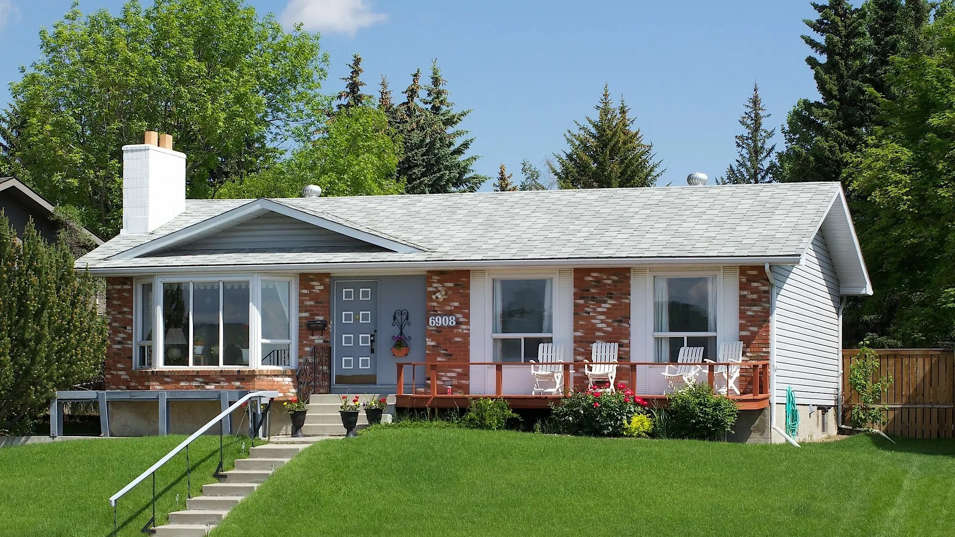 Cozy Nest Bed & Breakfast Calgary